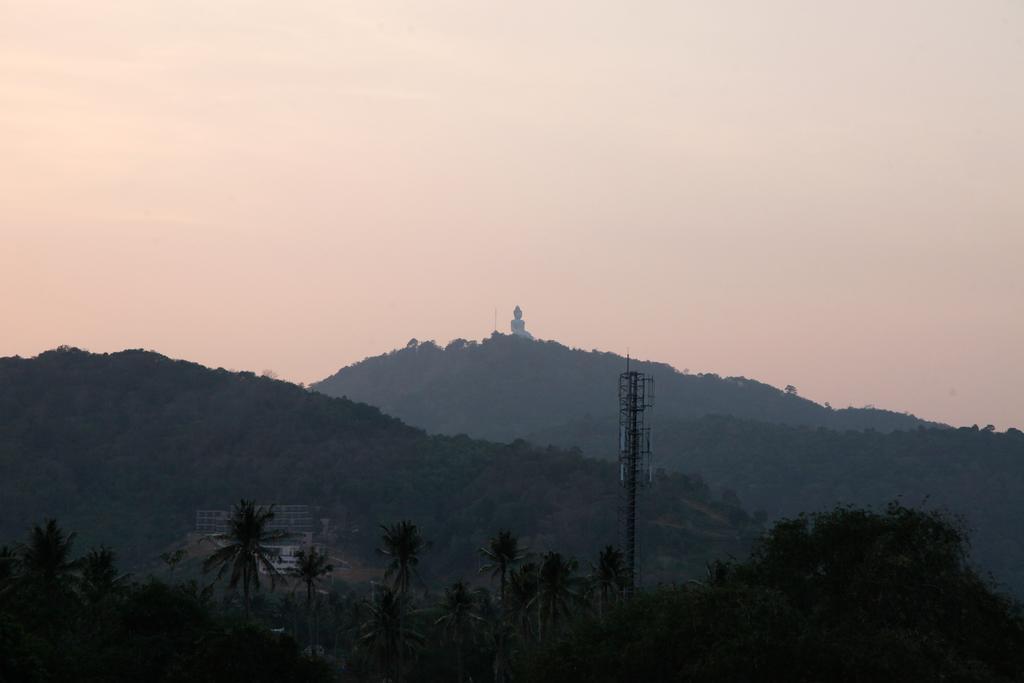 Raya Rawai Place Buitenkant foto